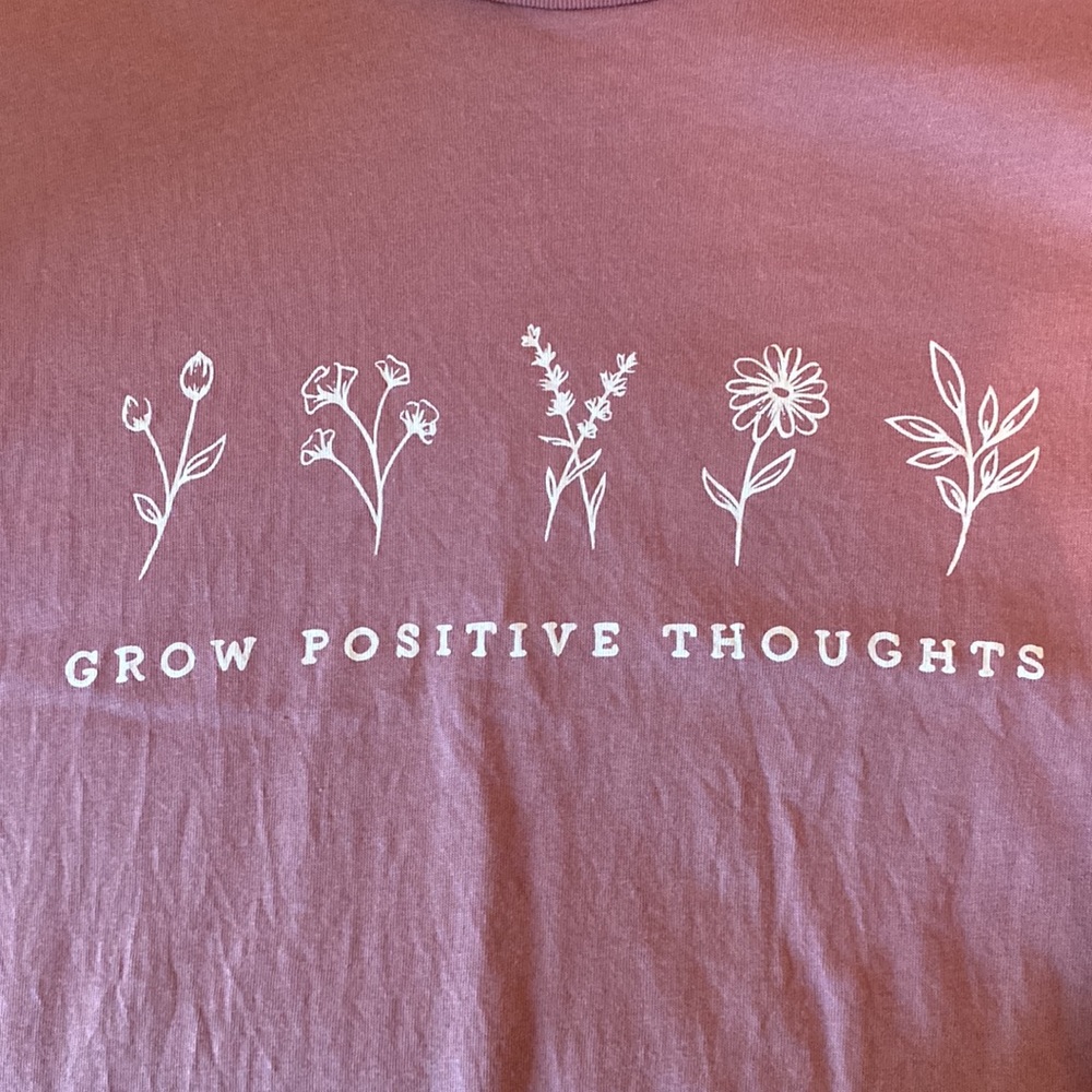 t-shirt - Picture 2 of 3
